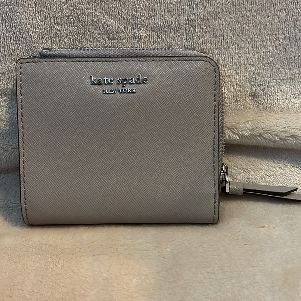 Kate spade mini wallet